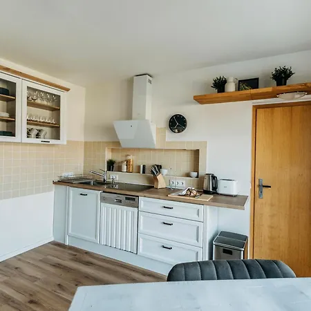 Traumwohnung Mit Sauna, Whirlpool & Wunderschoener Aussicht Apartment *