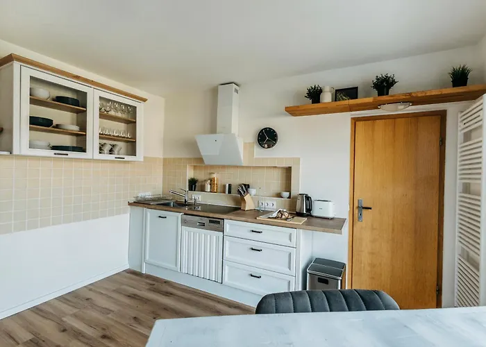 Traumwohnung Mit Sauna, Whirlpool & Wunderschoener Aussicht *